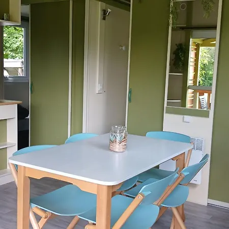 5 Pers Avec Terrasse - Api-1-52-1125 *