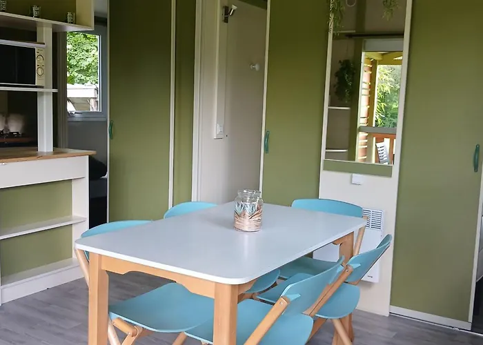 5 Pers Avec Terrasse - Api-1-52-1125 *