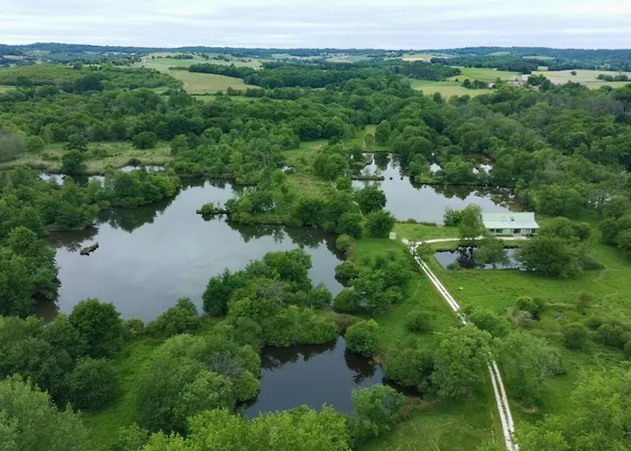 5 Pers Avec Terrasse - Api-1-52-1125 Vendoire